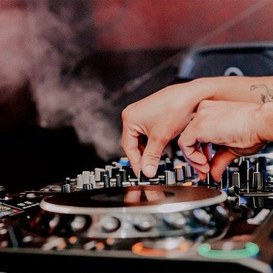 Logo di DJ CASTE